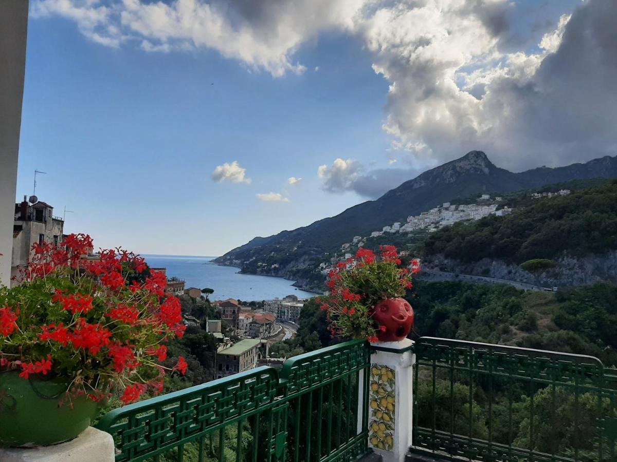Casa Vacanza Le Tre Sorelle Виетри Экстерьер фото