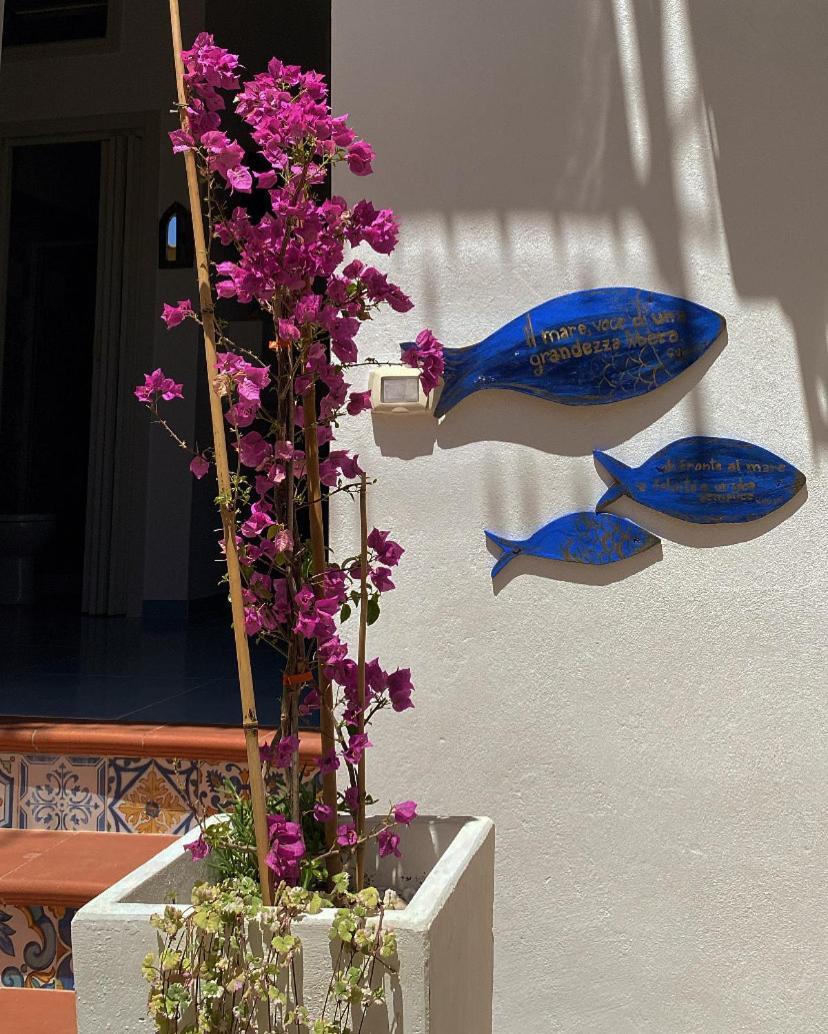 Casa Vacanza Le Tre Sorelle Виетри Экстерьер фото